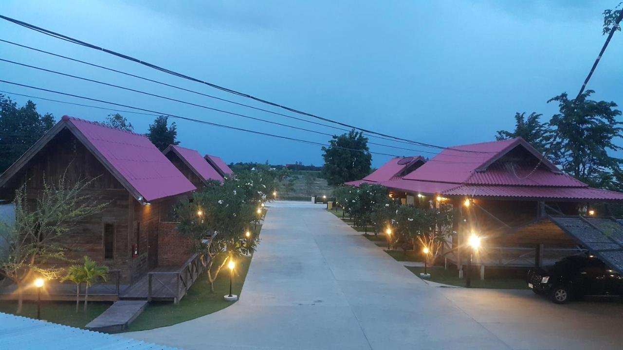 Ingaun Resort Kanchanaburi Ban Noi  Eksteriør billede